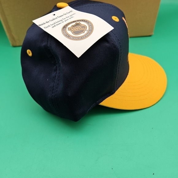 Vintage 90s Deadstock Atlanta Thrashers Boys Hats 12 Pack Logo Athletic Snapback - Picture 8 of 12